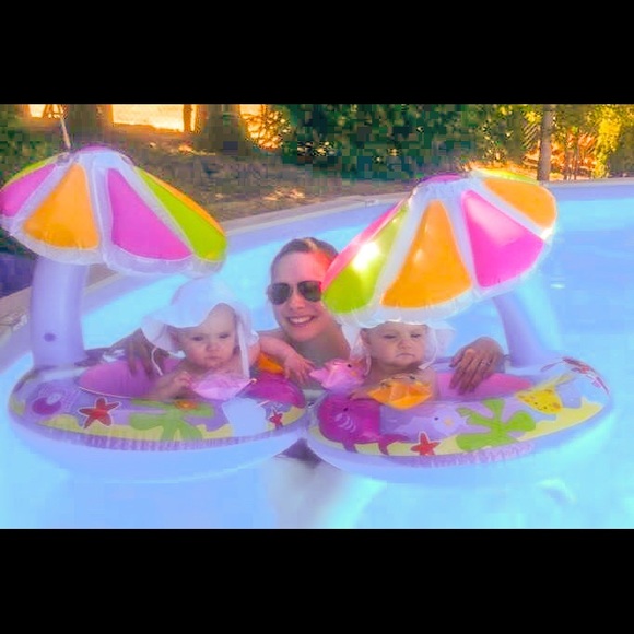 Serena, mom of twins and lover of bargain hunting - Picture 7 of 8